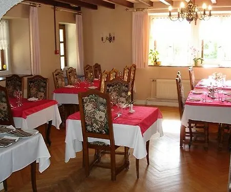 Hotel Logis Du Tuye 3*